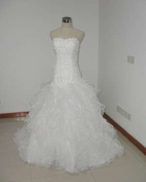 Vand rochie de mireasa