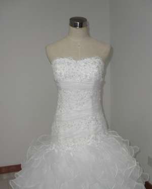 Vand rochie de mireasa