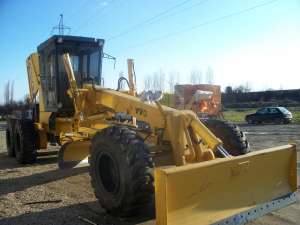 vand utilaje constructii noi garantie 2 ani