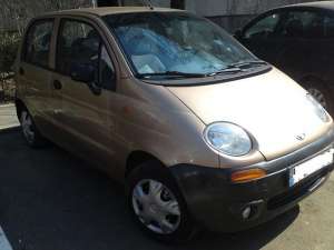 propritar vand matiz 2004 cu aer conditionat