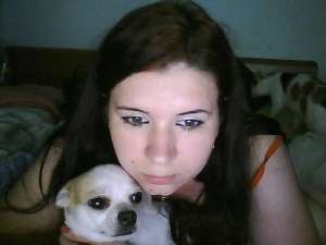 doresc sa adopt catelusa pechinez