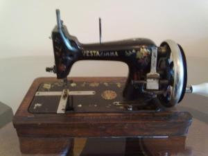 Vand masina de cusut originala VESTAZINHA