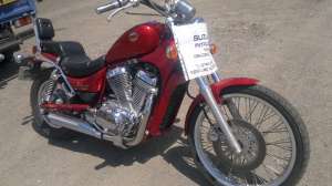 SUZUKI INTRUDER