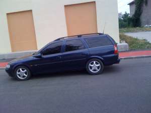 Dezmembrez opel vectra b