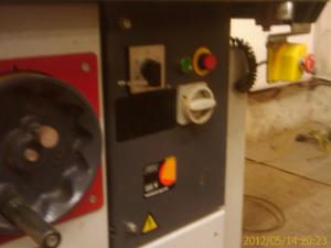 FREZA ROBLAND T120TP  CU MASA MOBILA BINALE  TERMOPANE LEMN MASIV