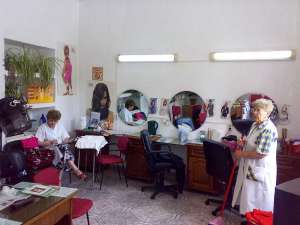 inchiriez spatiu comercial