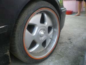 bmw 523 anuntul nu este expirat..