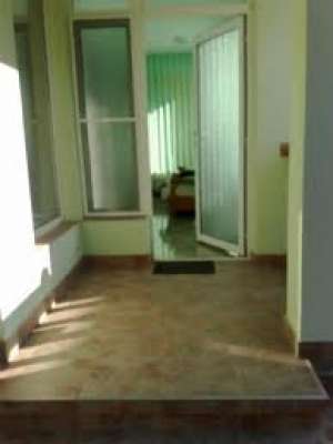 Proprietar vand casa la curte cu mansarda,  livada si piscina