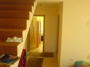vand casa duplex