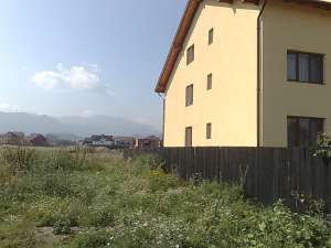 vand teren brasov
