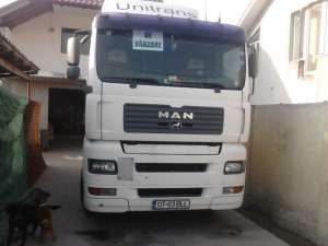 vand cap tractor cu semiremorca