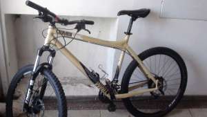 vand bicicleta montenbike commencal sua