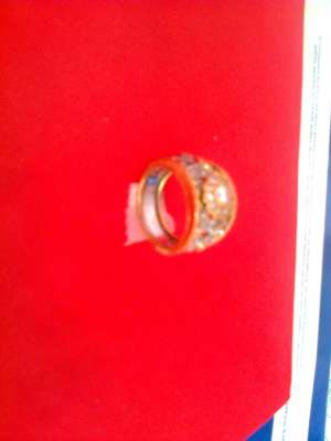 inel (valoarea lui reala aprox.4000 euro)