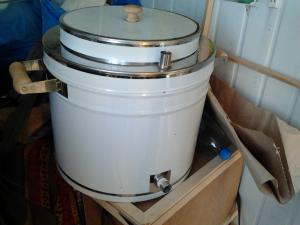 centrifuga apicola inox pe 4 rame (electrica)