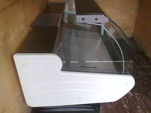 VAND 2 VITRINE FRIGORIFICE ,  1BUC LA 3900 RON