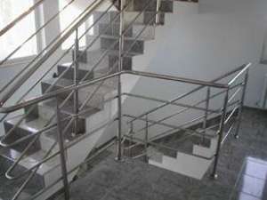 CONFECTII INOX SI CONFECTII FIER--BALUSTRADE INOX SI FIER--COPERTINE, PERBOLE, HALE, TERASE, GARDURI