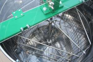 Vand centrifuga apicola