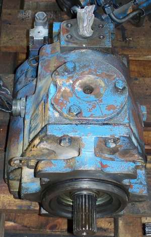 Hidromotor punte spate cilindru compactor Vibromax 15T cu roti