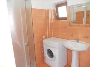 Inchiriez ap 2 cam OTOPENI
