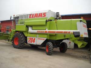 Vand Combine Second Hand recent aduse in tara