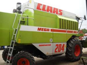 Vand Combine Second Hand recent aduse in tara