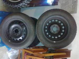 Vand set anvelope 195/70/R15C cu jante tabla 15