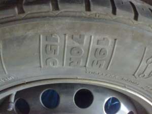 Vand set anvelope 195/70/R15C cu jante tabla 15