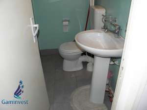 Inchiriez apartament cu 3 camere in Oradea, in zona Nufarul
