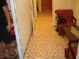 Vand/Schimb apartament 3 camere cu apartament 2 camere