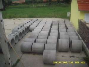 tuburi beton pt fantanii,   stalpi gard,   capace,   trocii