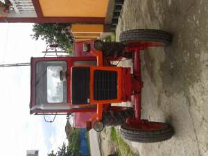 VAND TRACTOR U650 STARE IMPECABILA ! Mai multe detalii la telefon !