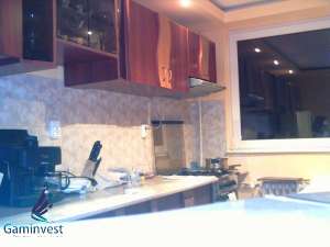 Inchiriez apartament cu 3 camere,    in Oradea,    zona Sovata
