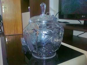 vand vas punch cristal anii 1900 si cani cristal