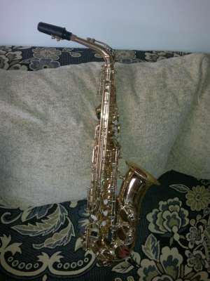 vand saxofon second hand marca Bernard
