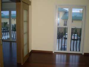 INCHIRIERE APARTAMENT 3 CAMERE COMPLEX REZIDENTIAL COSMOPOLIS