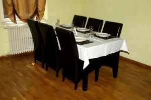 MOBILIER RESTAURANT