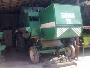 vand combina agricola sema c12m