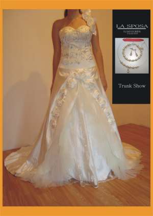 Rochie �La Sposa� tip �Princess� culoare �Ivory� NOU NOUTA