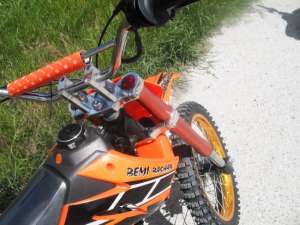 Vand Motocicleta Loncin DB608