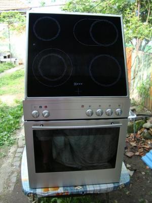 Cuptor electric cu plita electrica vitroceramica second hand AEG. GARANTIE 1 AN