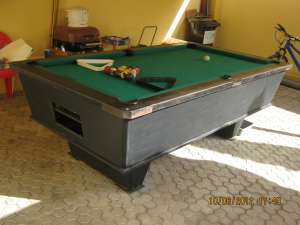 Vand masa de biliard 600 euro negociabil