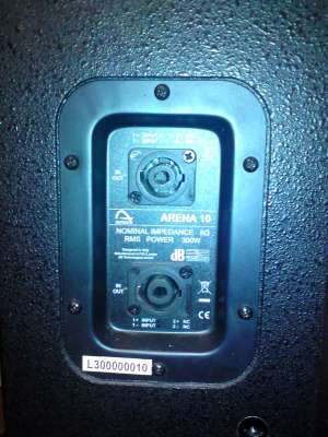 4 BOXE db Arena 10"   300 w RMS + huse + stativi !!!