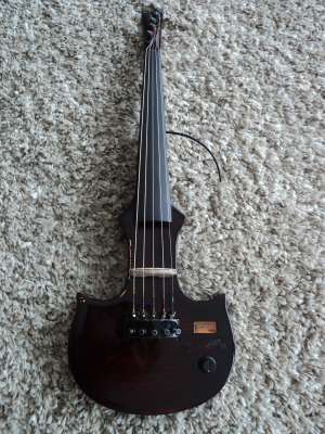 vioara VAVA