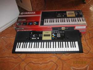 Vand orga YAMAHA ypt-220 Nou-Nouta