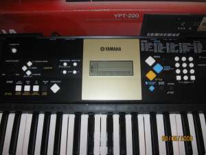 Vand orga YAMAHA ypt-220 Nou-Nouta