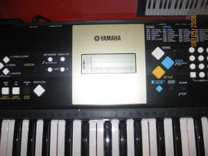 Vand orga YAMAHA ypt-220 Nou-Nouta