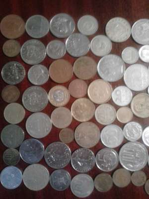 Monezi si Bacnote (peste 100 de monezi incepand din anul 1943)