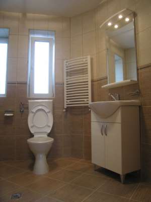 Inchiriere apartament 5 camere Piata Romana, 
