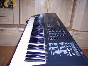 VIND V50,  KORG X2, ALESIS QX49.KORG KONTROL49