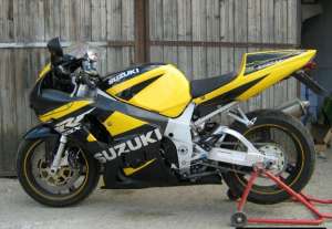 Vind Suzuki GSXR 750 K-2
